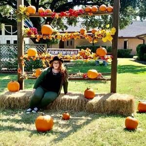 Meet your Posher, Melyssa